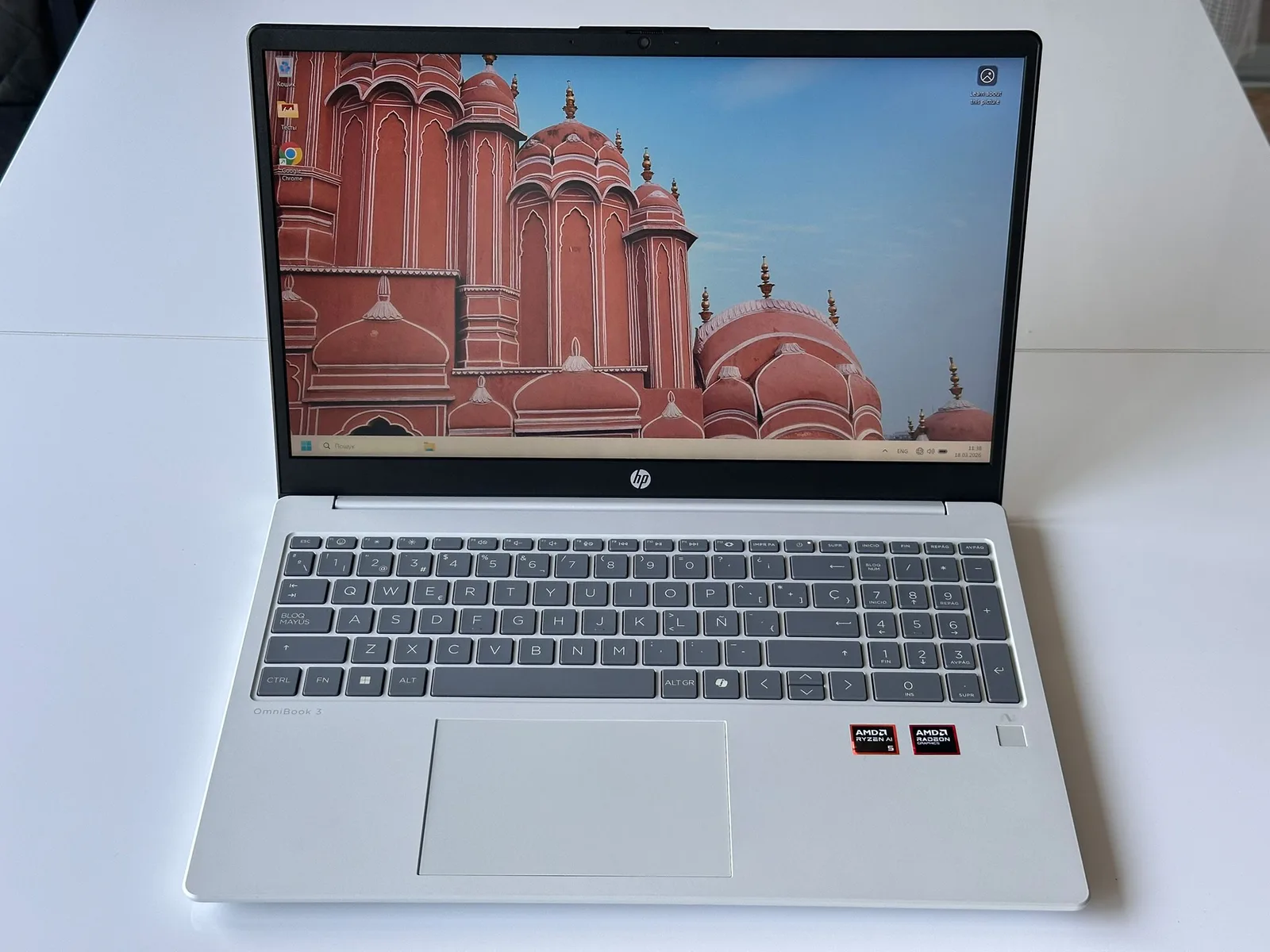 HP OmniBook 3 15-fn0003ns (C65M7EA)