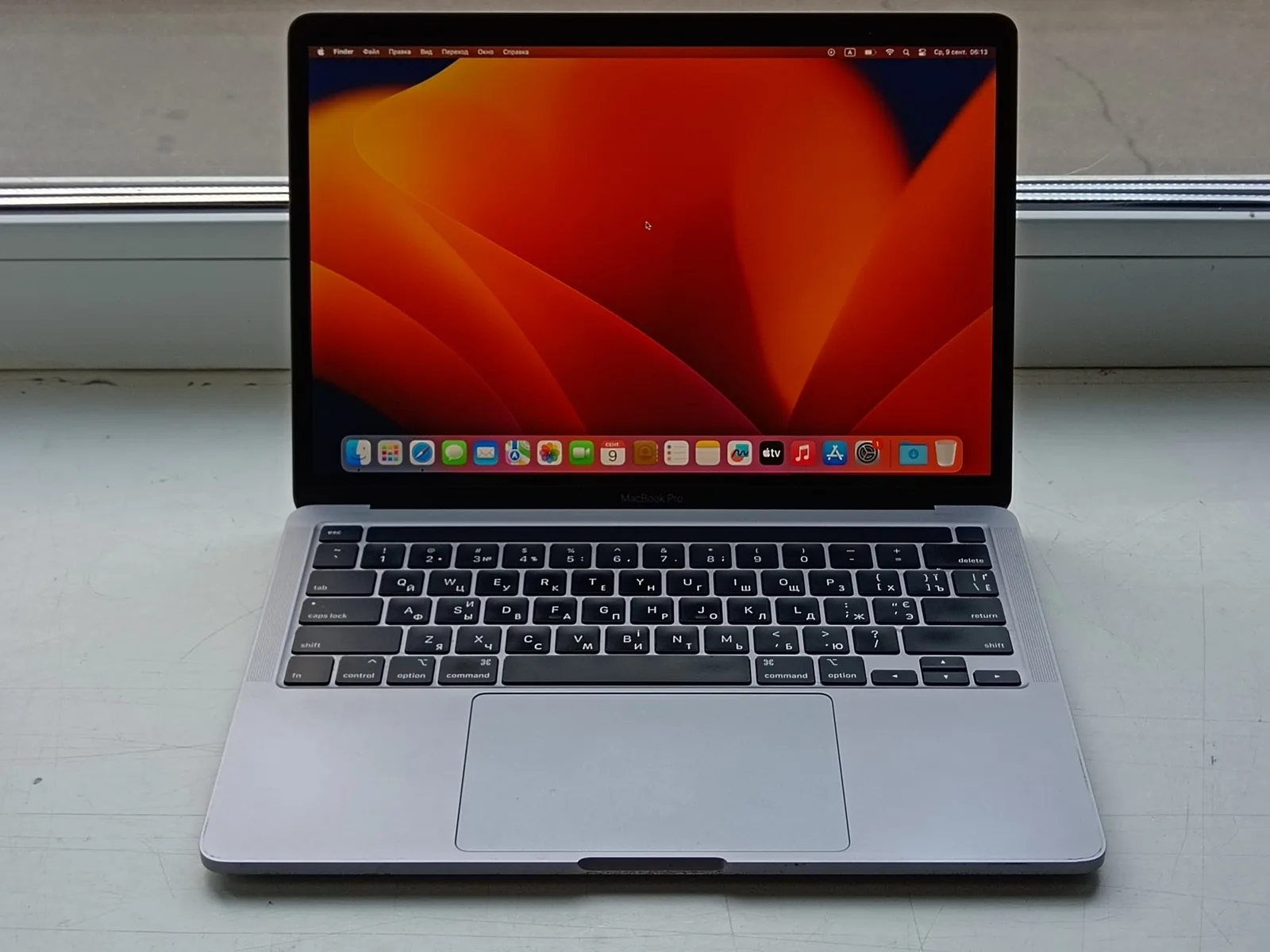 MacBook Pro 13-inch 2020 Two Thunderbolt 3 ports (A2289)