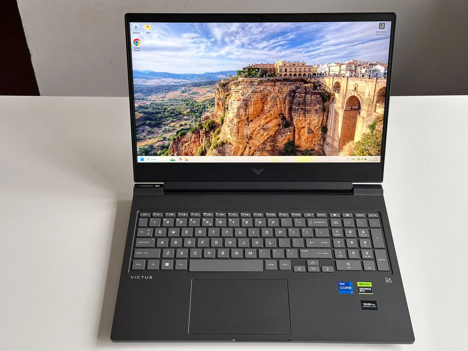 HP Victus 16-r0035nd (A12MNEA)
