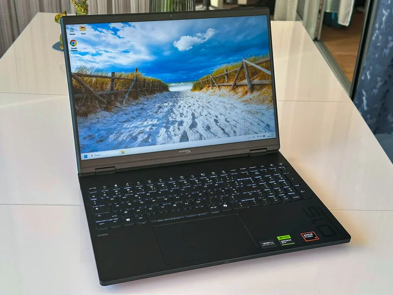 HyperX OMEN 15 inch Gaming Laptop PC 15-gb0002nf (D31F2EA)