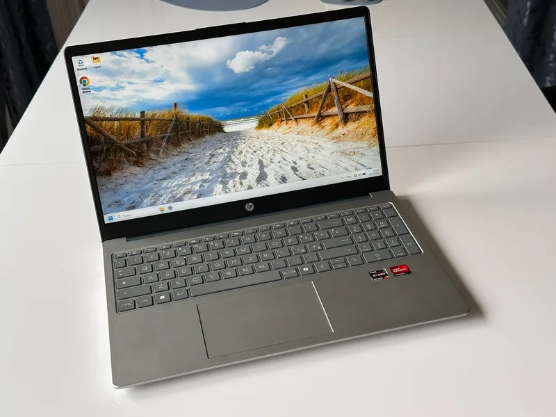 HP 15-fd0006nf (D06JHEA)