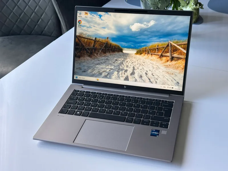 HP ZBook Firefly 14 inch G10 (9E2R1UP)