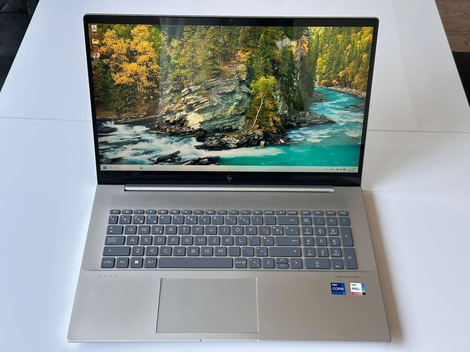 HP ENVY 17-cw0011nb (8Q6X6EA)