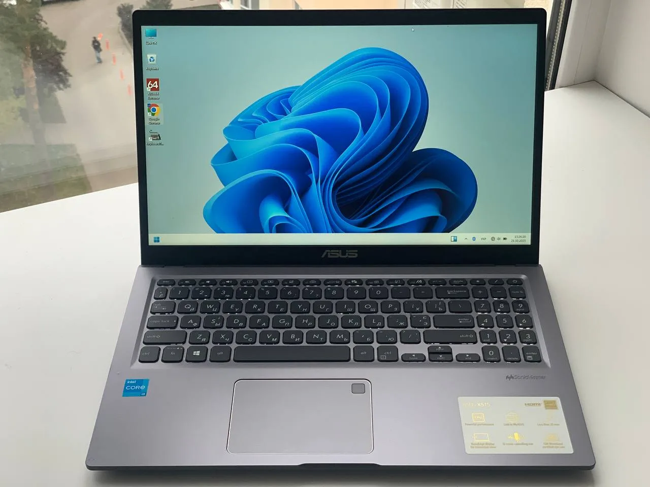 ASUS R565E-UH31T