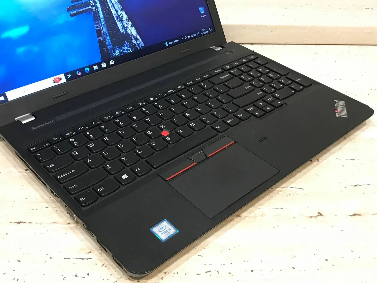 Lenovo ThinkPad E560