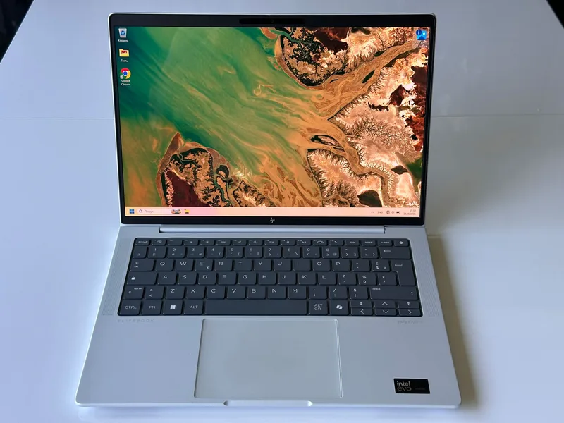 HP EliteBook 1040 14 inch G11 Notebook PC (9M4E0AT)