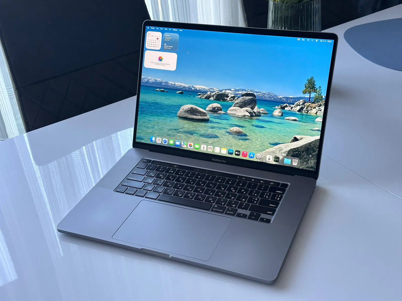 MacBook Pro 16 (2019)