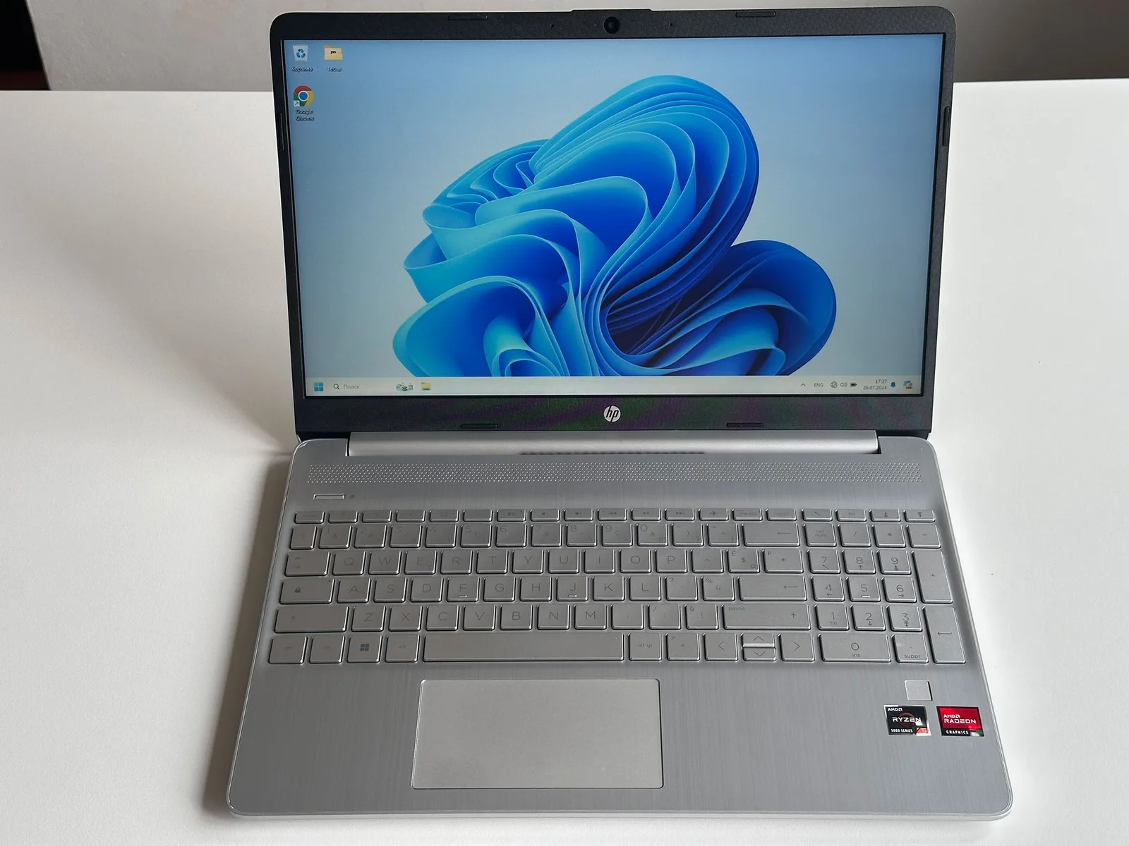 HP Laptop 15s-eq2047nf