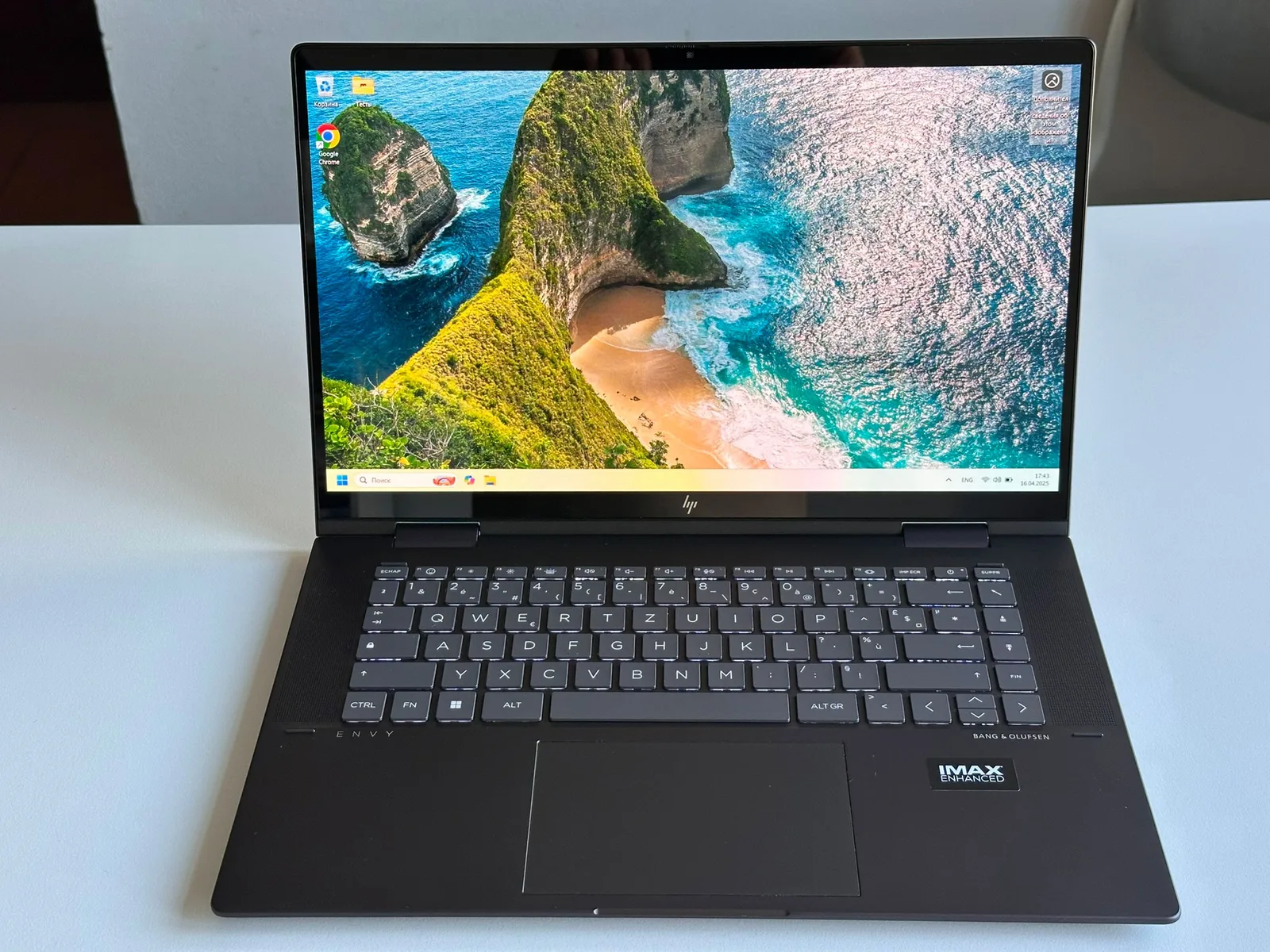 HP Envy x360 15-fh0000nf